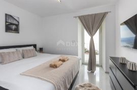 OPATIJA, BREGI - stan u prizemlju 153m2, DB+3S s panoramskim pogledom na more i bazenom, Matulji, Apartamento