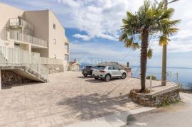 OPATIJA, BREGI - stan 85m2, DB+3S, 2.KAT s panoramskim pogledom na more i bazenom, Matulji, Appartment