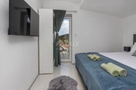 OPATIJA, BREGI - stan 85m2, DB+3S, 2.KAT s panoramskim pogledom na more i bazenom, Matulji, Wohnung