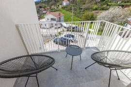 OPATIJA, BREGI - stan 85m2, DB+3S, 2.KAT s panoramskim pogledom na more i bazenom, Matulji, Appartment