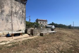 ISTRA,KRNICA - Jedinstveno imanje na osami, Marčana, House