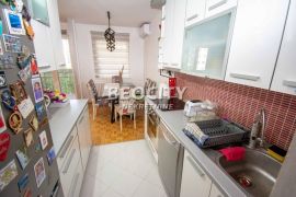 Novi Beograd, Blok 61, Dr Ivana Ribara, 2.5, 78m2, Novi Beograd, Appartamento