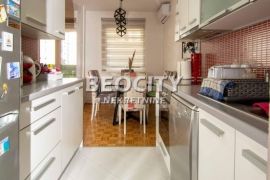 Novi Beograd, Blok 61, Dr Ivana Ribara, 2.5, 78m2, Novi Beograd, Appartamento