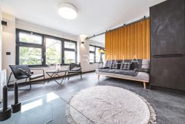 Zagreb, Donji grad, dvoipolsoban stan 67 m2, Zagreb, Flat