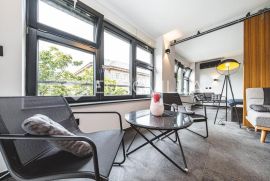 Zagreb, Donji grad, dvoipolsoban stan 67 m2, Zagreb, Flat