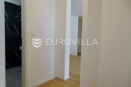 Kostrena, prekrasan četverosoban stan u novogradnji NKP 105,17m2, Kostrena, Appartement