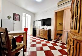 Centar, komforan 3-soban stan s terasom, Rijeka, Appartement