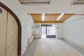 Višenamjenski poslovni prostor za najam, Grbavica, Novo Sarajevo, Commercial property