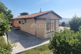 CRIKVENICA, SELCE - primorska kuća na odličnoj lokaciji, Crikvenica, Casa