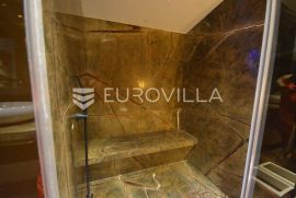 Zagreb, luksuzan, moderan, trosoban penthouse NKP 340 m2 + 3 GPM, Zagreb, Daire