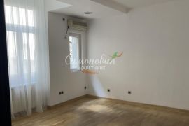 Vraćar, Sokolska, 5.o, vpr, cg, salonac, dvostran,prazan ID#1726, Vračar, Commercial property