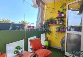 Prvomajska dvoiposoban, Zemun, Appartment