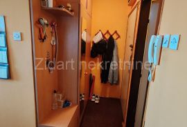 Prvomajska dvoiposoban, Zemun, Appartment