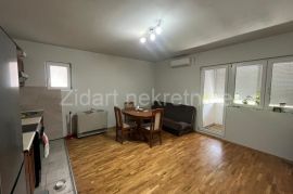 Izdavanje odličnog stana u Kotežu, Palilula, Appartement