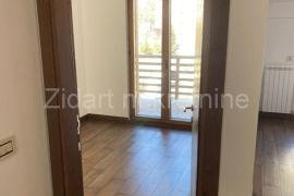 Apartman u naselju Kapije Zlatibora, Čajetina, Appartment