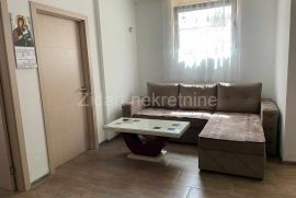 Batajnica, Zemun, Zemun, Apartamento