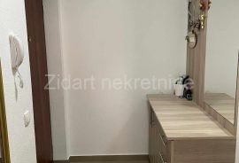 Batajnica, Zemun, Zemun, Apartamento