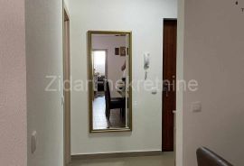 Batajnica, Zemun, Zemun, Appartement