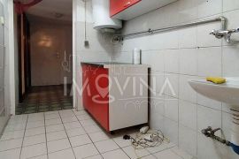 Poslovni prostor 17m2, Dobrinja, Sarajevo Novi Grad, Εμπορικά ακίνητα