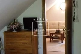 Kruškovac - uređena kuća s bazenom na 9000m2 okućnice! 449000€, Gospić, Ev