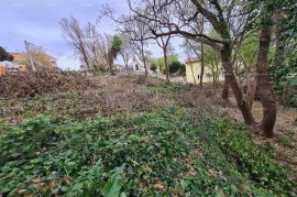 Građevinsko zemljište Prodaje se građevinsko zemljište sa građevinskom dozvolom, 1167 m2, Ližnjan, Ližnjan, Terrain