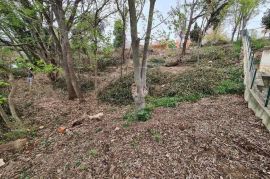 Građevinsko zemljište Prodaje se građevinsko zemljište sa građevinskom dozvolom, 1167 m2, Ližnjan, Ližnjan, Land