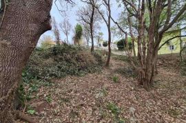 Građevinsko zemljište Prodaje se građevinsko zemljište sa građevinskom dozvolom, 1167 m2, Ližnjan, Ližnjan, Land