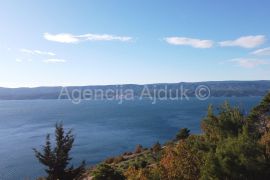 Omiš Stanići 3800 m2 građevinsko zemljište top loakcija, Omiš, Terrain