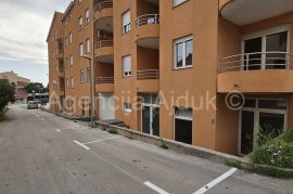 Zadar Borik poslovni prostor 81 m2 novo u ponudi, Zadar, Ticari emlak