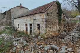 Imotski - kamena kuća 73 m2 Vinjani Donji, Imotski, House