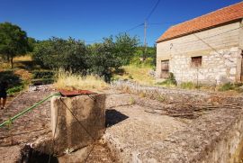 Imotski Lokvičići kamene kuće na parceli od 2035 m2 - ekskluziva, Imotski, House