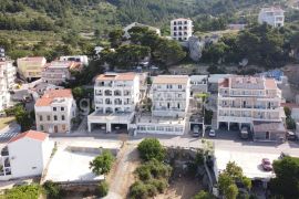 Baška Voda vila 600 m2 blizina mora + pogled na more, Baška Voda, House