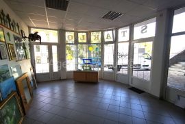 Imotski poslovni prostor 65 m2 odlična lokacija - novo u ponudi, Imotski, Propiedad comercial