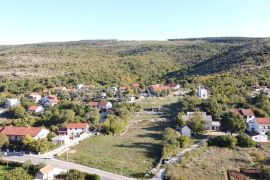 Imotski građevinsko zemljište 7665 m2 - novo - TOP, Imotski, Land