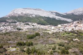 Klis građevinsko zemljište 1568 m2 - novo u ponudi, Klis, Tierra