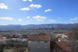 Imotski centar kuća 446 m2 sa okućnicom, Imotski, House