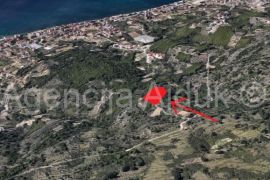 Podstrana 4634 m2 sa pogledom na more moguća gradnja, Podstrana, Γη