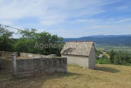 Imotski Vinjani Donji tri legalizirana objekta sa zemljištem, Imotski, Casa