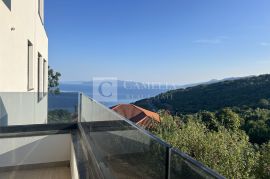 Opatija Bregi lijepi stan u novogradnji!, Matulji, Appartement