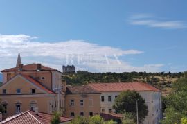 Senj - stan udaljen 100 m od plaže, Senj, Stan