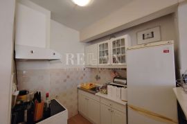 Senj, stan udaljen 100 m od plaže, Senj, Appartement