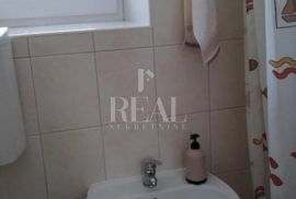 Najam stana studentu u centru grada 1skl 30 m2, Rijeka, Appartement