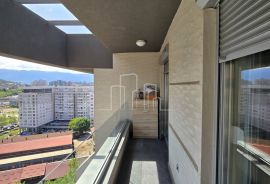 Penthouse trosoban stan Nova Otoka Sarajevo NAJAM, Sarajevo Novi Grad, Appartamento