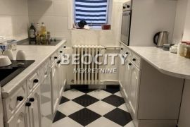 Novi Sad, Centar, Bulevar oslobođenja, 3.0, 77m2, Novi Sad - grad, Apartamento