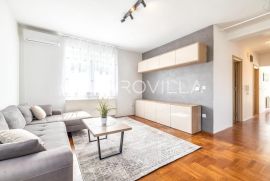 Zagreb, Maksimir trosoban stan NKP 86 m2, garaža+parking, Zagreb, Flat