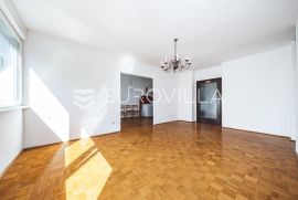 Zagreb, Jarun prostrani četverosobni stan 92m2, Zagreb, Apartamento