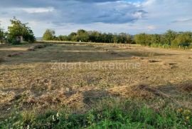 Barajevo, Beljina, plac sa predivnim pogledom, Barajevo, Arazi