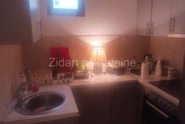 Batajnica, trosoban stan, uknjižen, Zemun, Apartamento