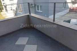 Višnjica, novogradnja, trosoban, Palilula, Appartement