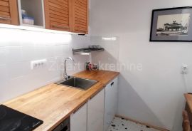 Lep stan kod Voždovačke crkve 60m2, renoviran, Voždovac, Apartamento